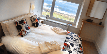 Bedroom with sea view