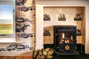 Electricity and heating Lit Fireplace